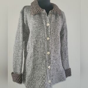 100% Pure New Wool Sweater Handloomed In  Ireland Women's Size L